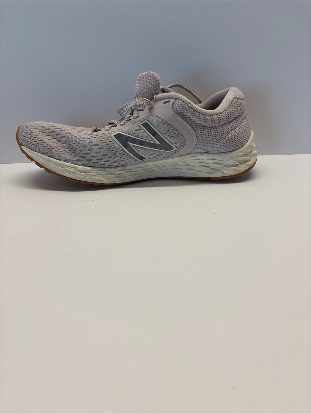 New Balance Women's Pale Gray Mesh Running Sneaker size 7.5.